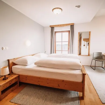 Han/Misafirhane Weinhotel Maitz Wolfgang Ratsch an der Weinstraße