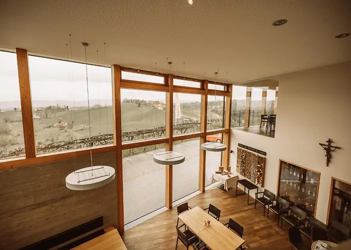 Inn Weinhotel Maitz Wolfgang 3*